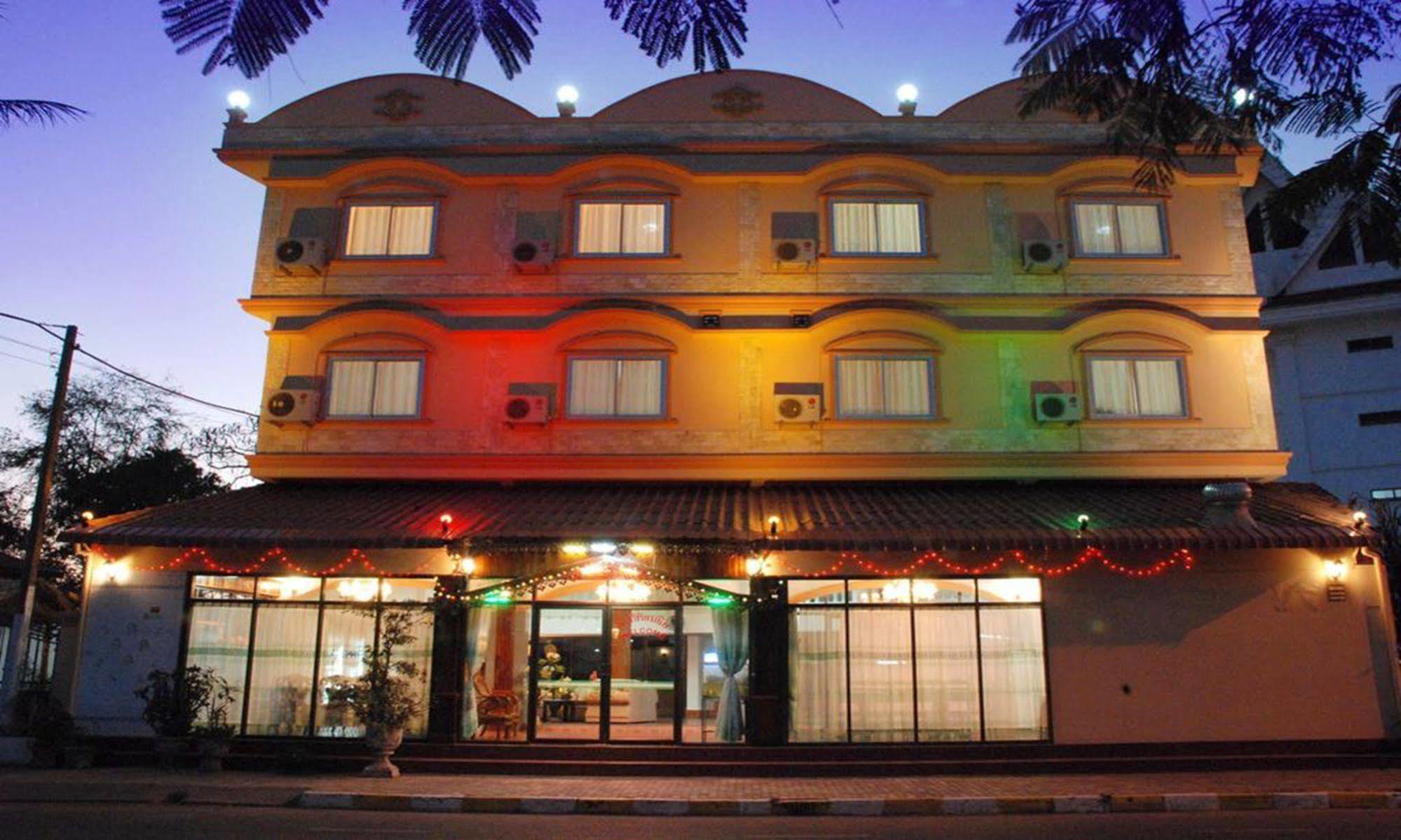 Mekong Sunshine Hotel Vientiane Exteriér fotografie